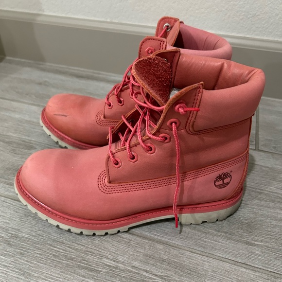 Timberland Boots - size 9 women’s - Picture 1 of 3